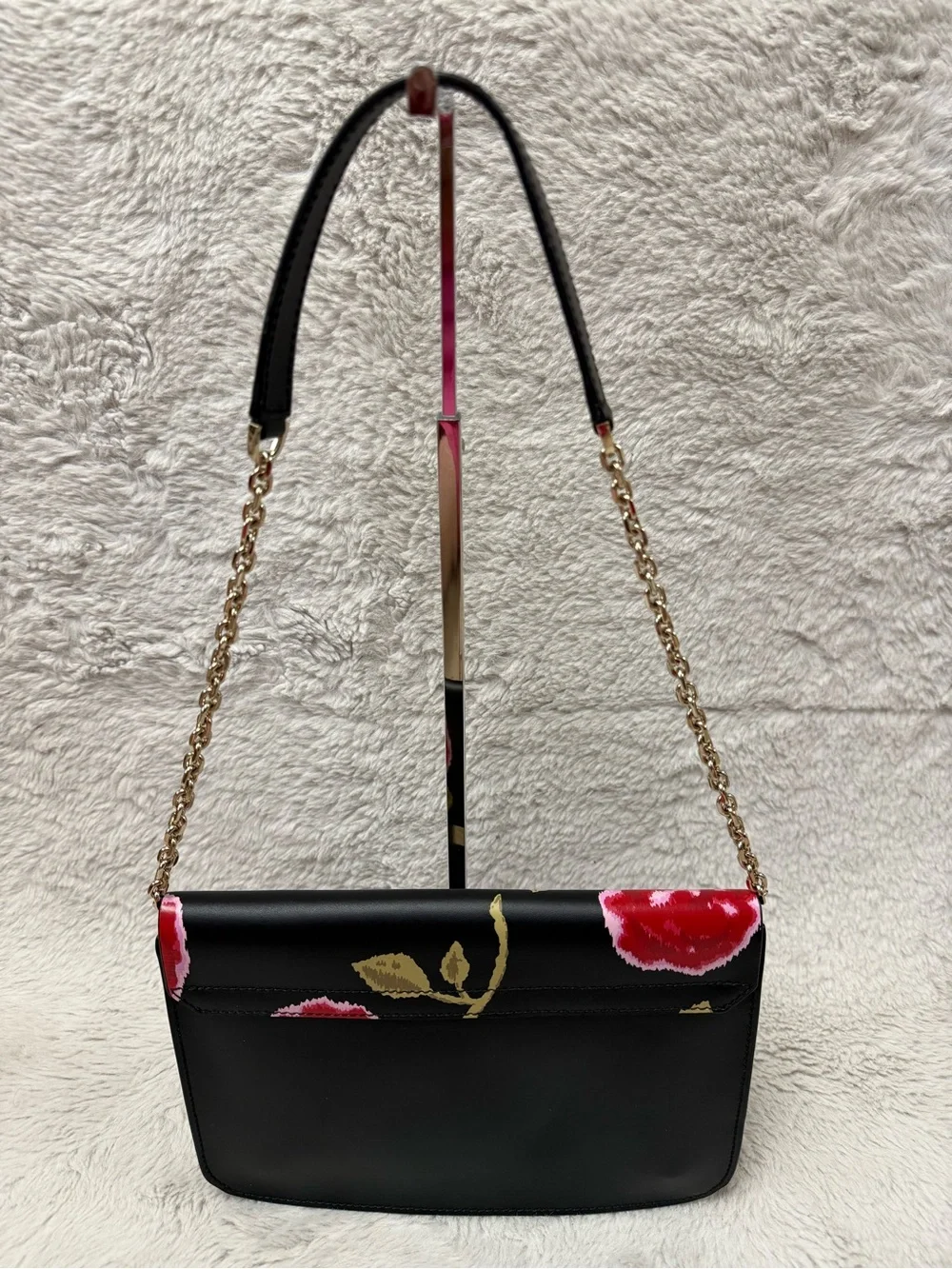 Kate Spade NY Putnam Drive Hazy Rose Lizz shoulder bag.